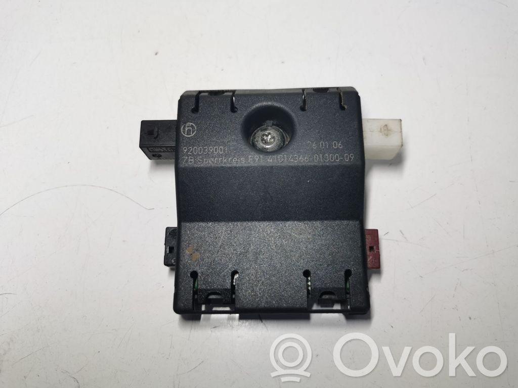 BMW 3 E90 E91 Antennin ohjainlaite 