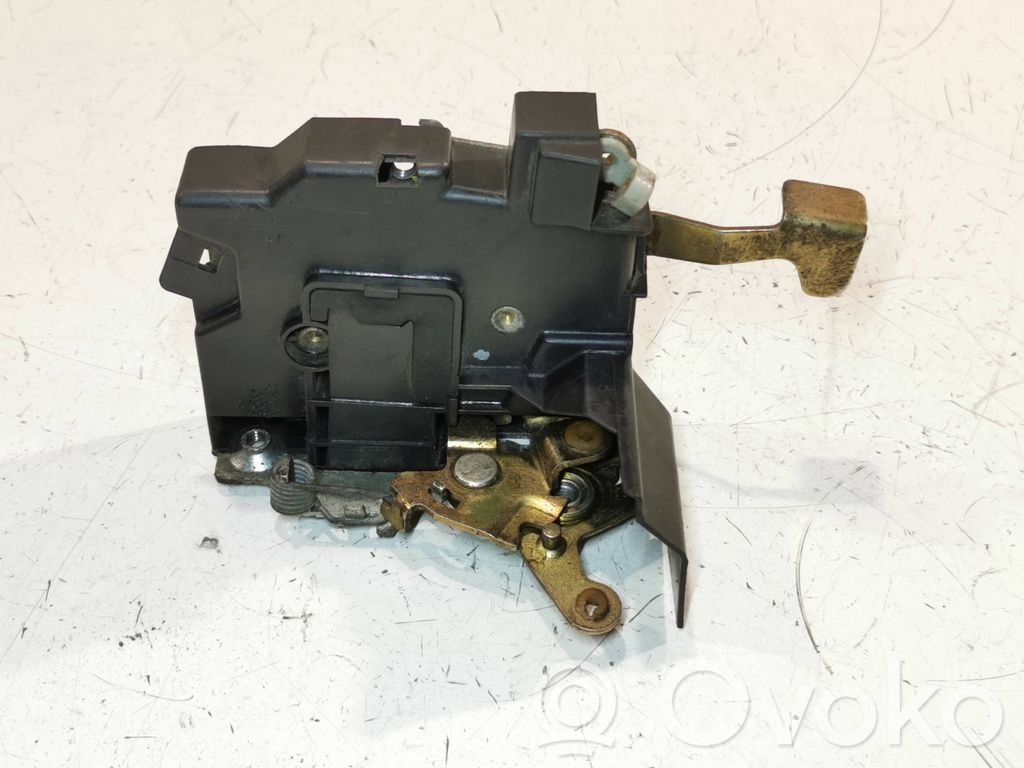 BMW 5 E34 Front door lock 