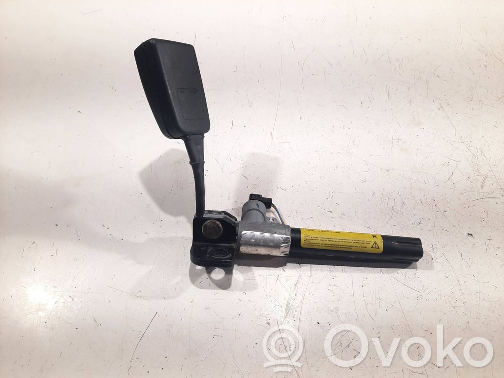 BMW 5 E60 E61 Hebilla del cinturón de seguridad trasero 