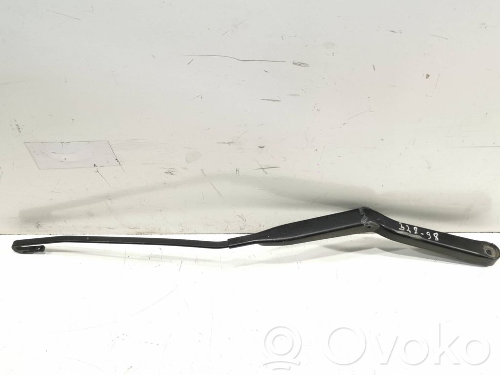 BMW 3 E36 Wischerarm vorne 