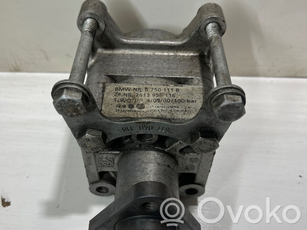 BMW 3 E46 Power steering pump 