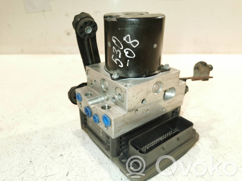 BMW 5 E60 E61 ABS Pump 