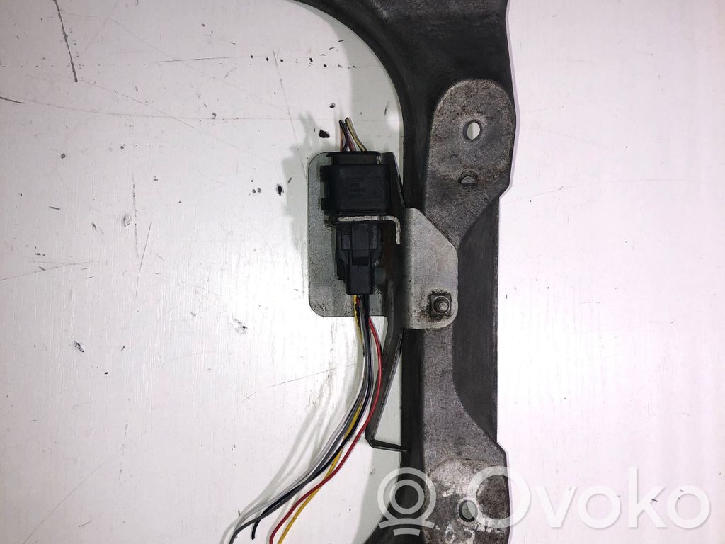 BMW X3 E83 Gearbox mounting bracket 