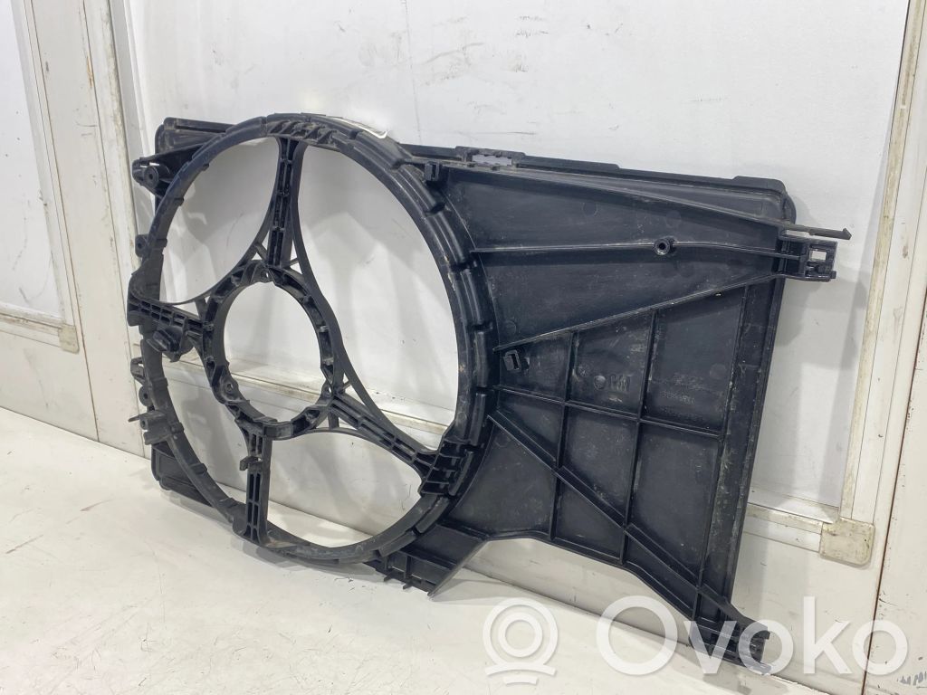 Opel Corsa E Radiator cooling fan shroud 