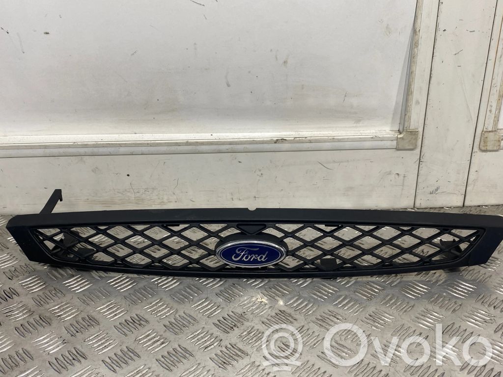 Ford Focus Grotelės priekinės 