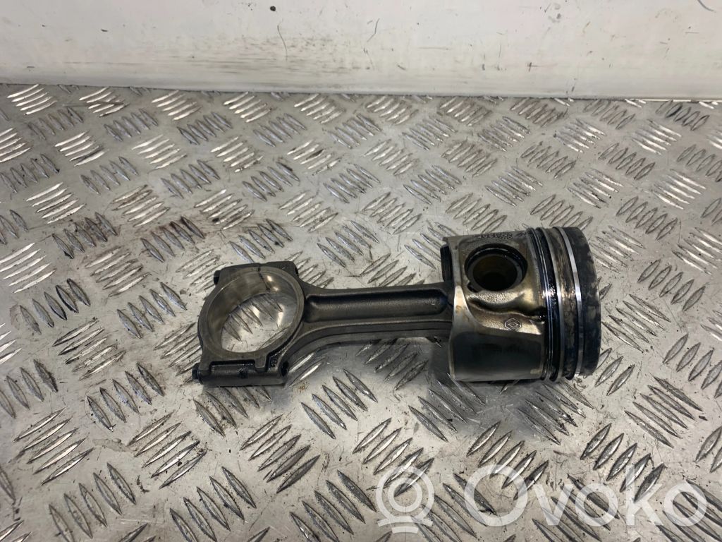 Renault Trafic II (X83) Pistón con biela 