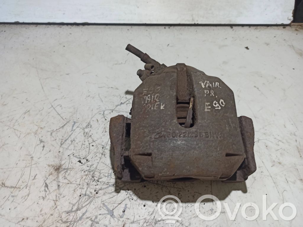 Front brake caliper