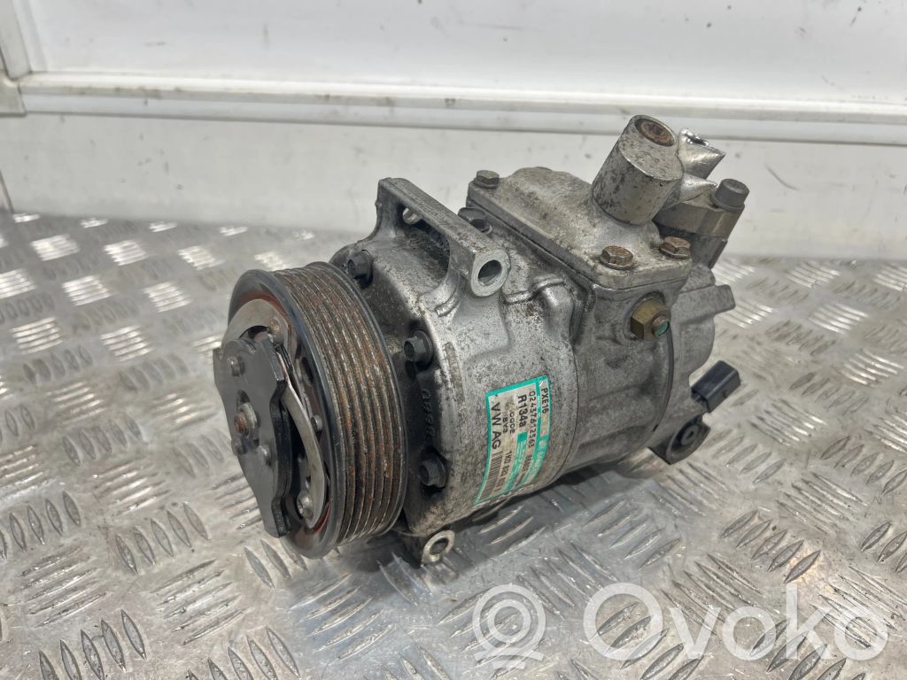 Kompresor / Sprężarka klimatyzacji A/C   1K0820803S,8680F,02437612563