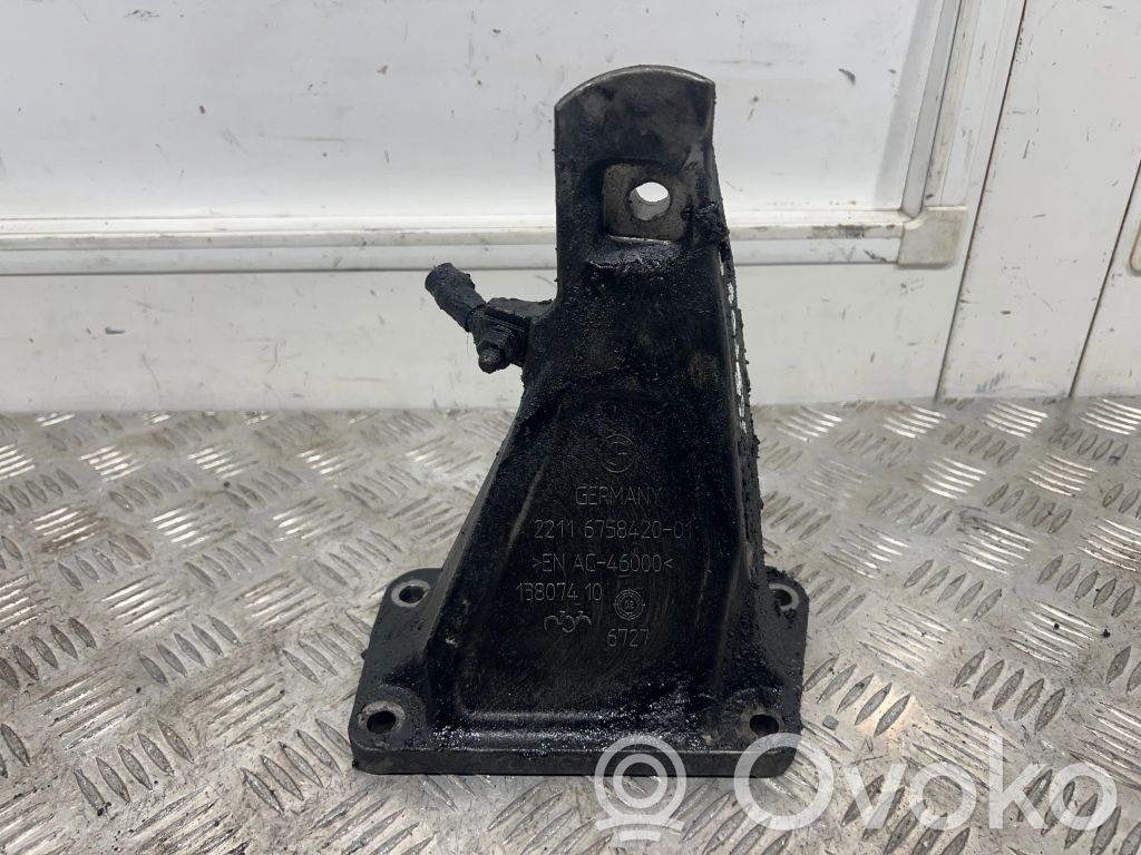 BMW 7 E65 E66 Engine mount bracket 