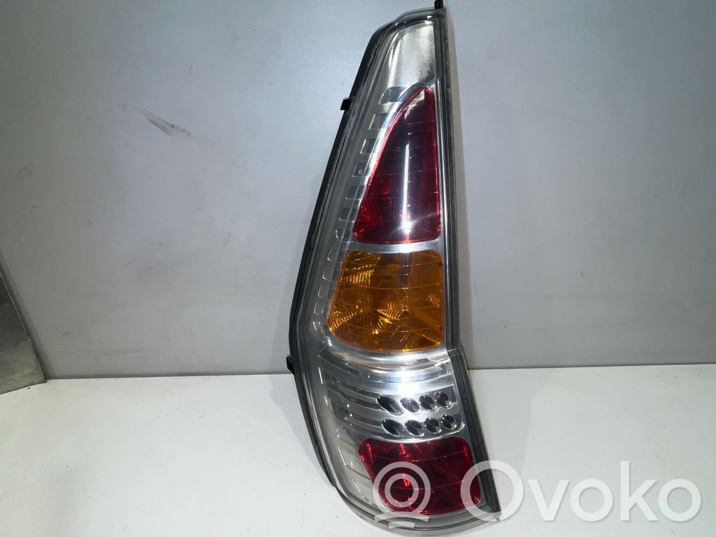 Rear/tail lights