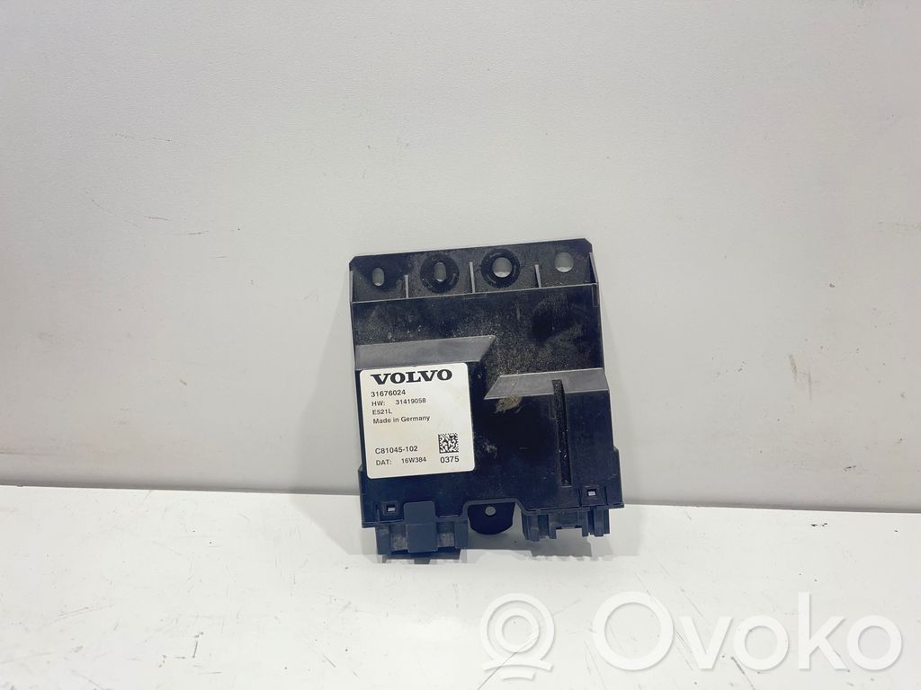 Volvo S90, V90 Tailgate/trunk control unit/module 