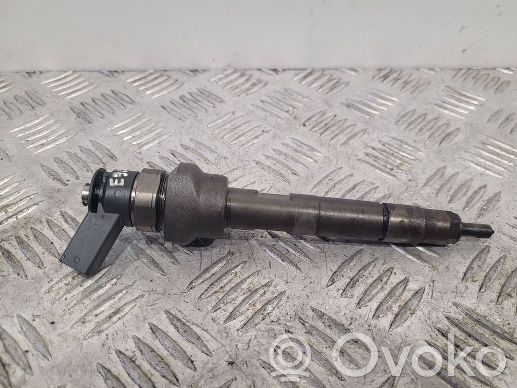 BMW 3 E90 E91 Fuel injector 
