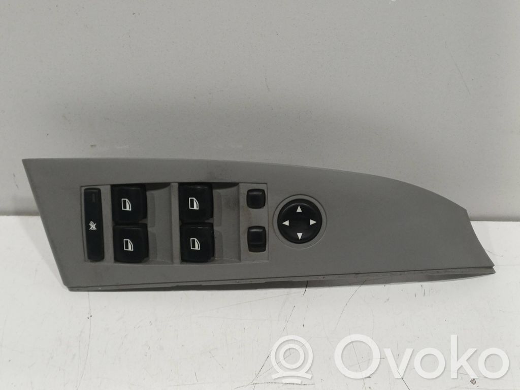 Electric window control switch   6939096