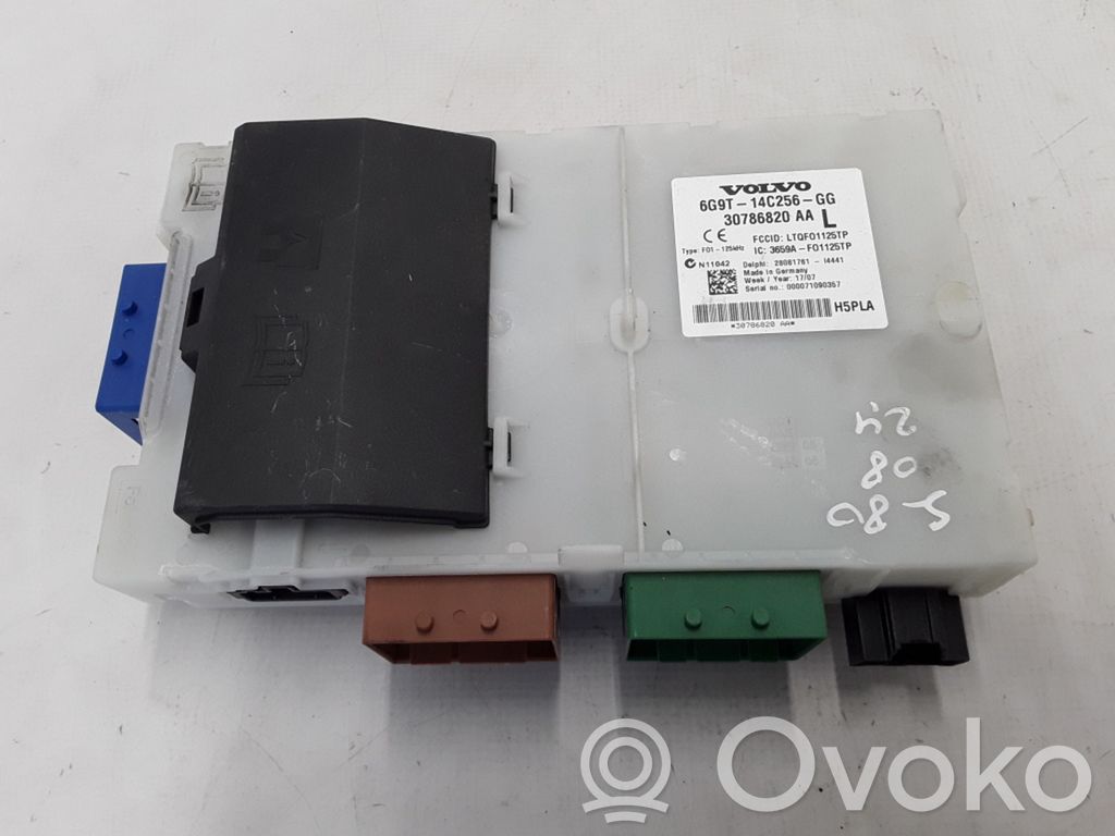 Volvo S80 Sulakemoduuli 