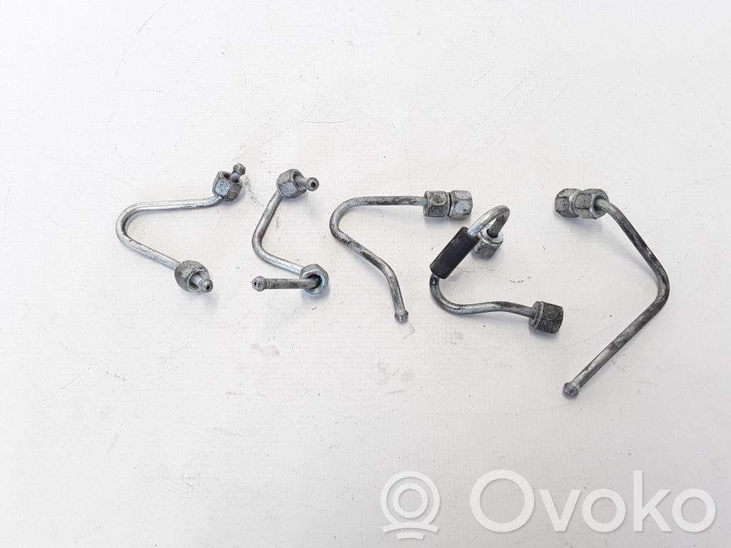 Renault Megane II Fuel injector supply line/pipe 