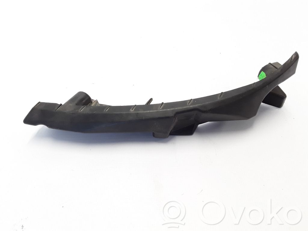 Renault Clio III Front bumper mounting bracket 