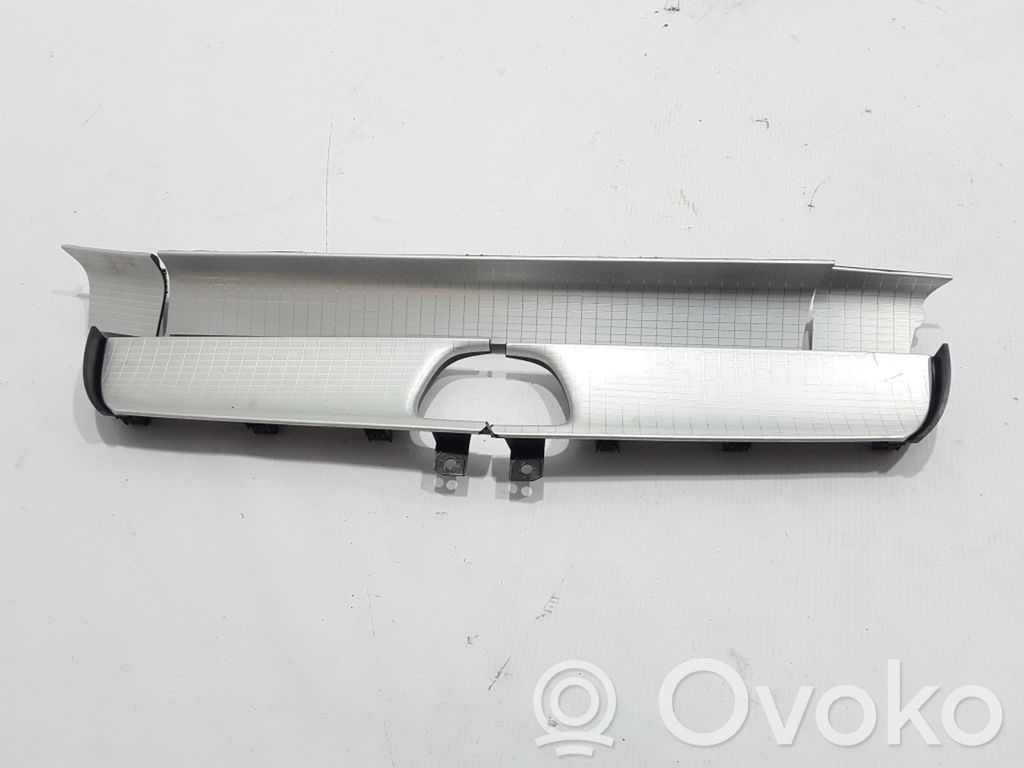 Volvo XC40 Panel trim 
