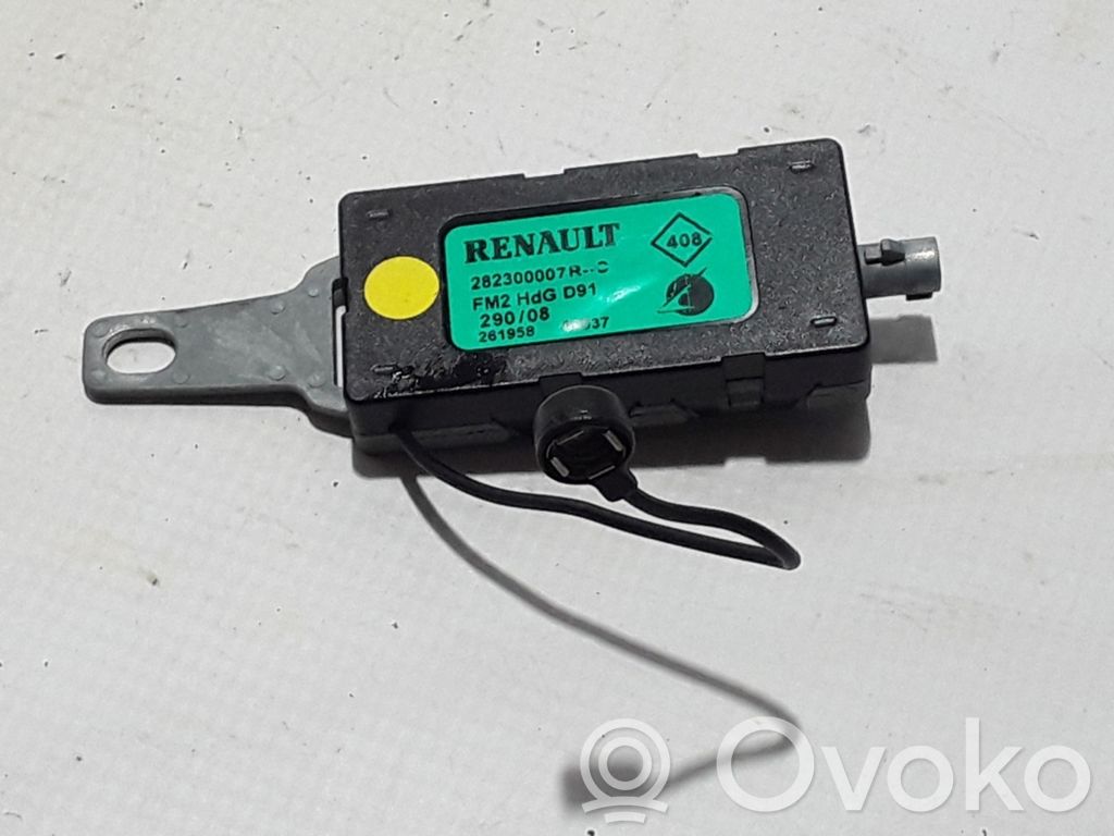 Renault Laguna III Aerial antenna amplifier 
