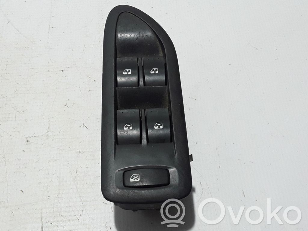 Renault Laguna II Electric window control switch 