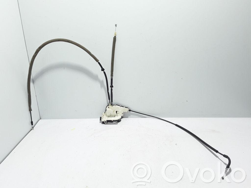 Front door lock   4589916AE
