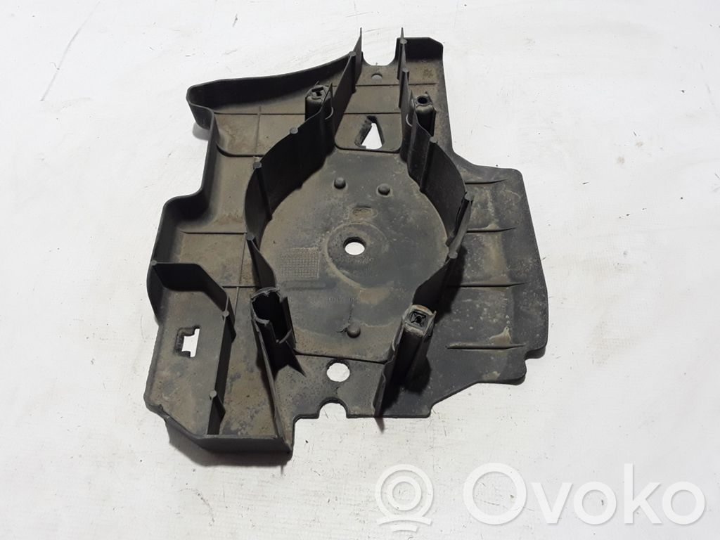 Volvo XC40 Osłona tylna podwozia pod bagażnik 