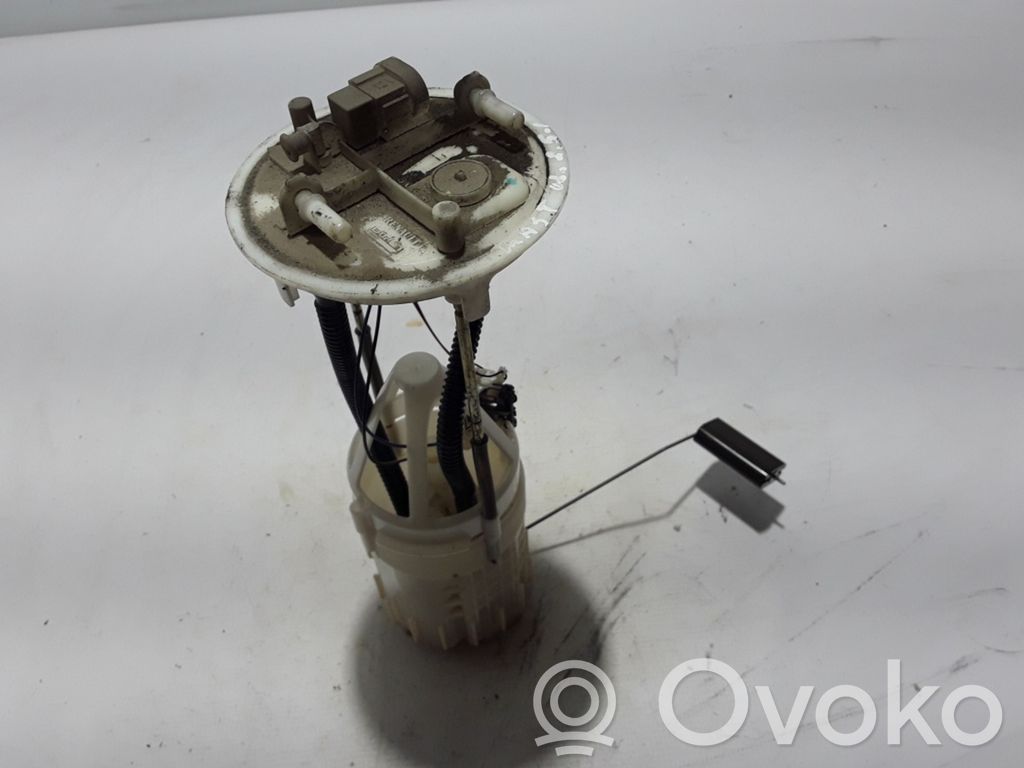 Renault Master II Pompe à carburant 