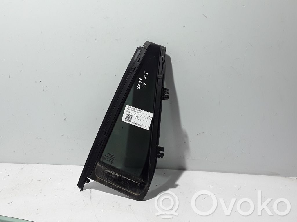 Volvo XC90 Ventanilla de ventilación de la puerta trasera 
