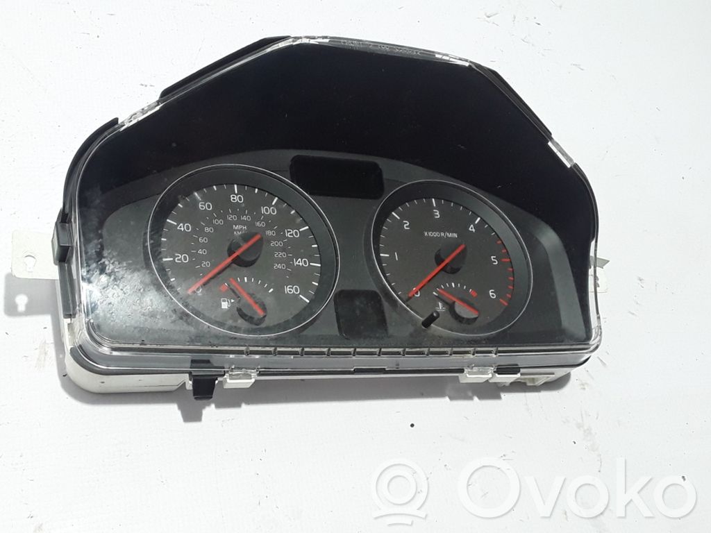 Volvo C30 Speedometer (instrument cluster) 