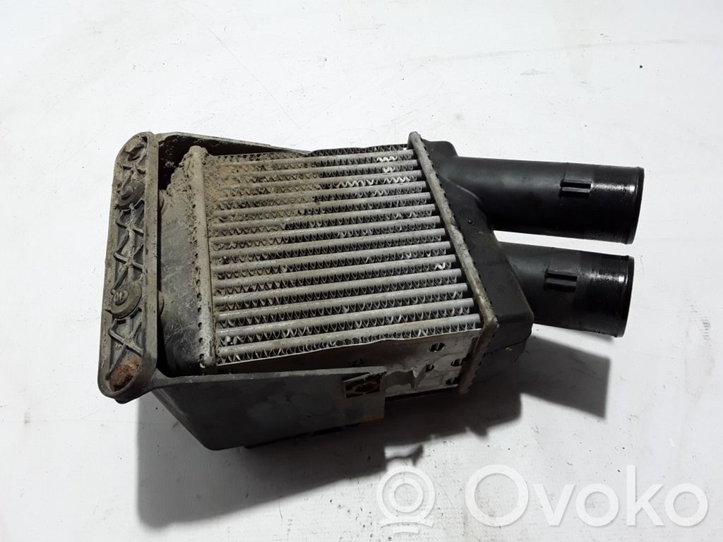 Renault Scenic I Chłodnica powietrza doładowującego / Intercooler 