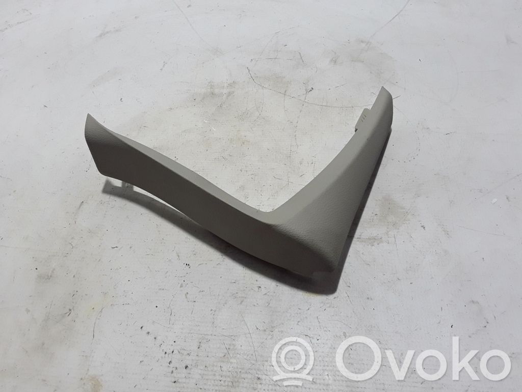 Chrysler Pacifica Panel trim 
