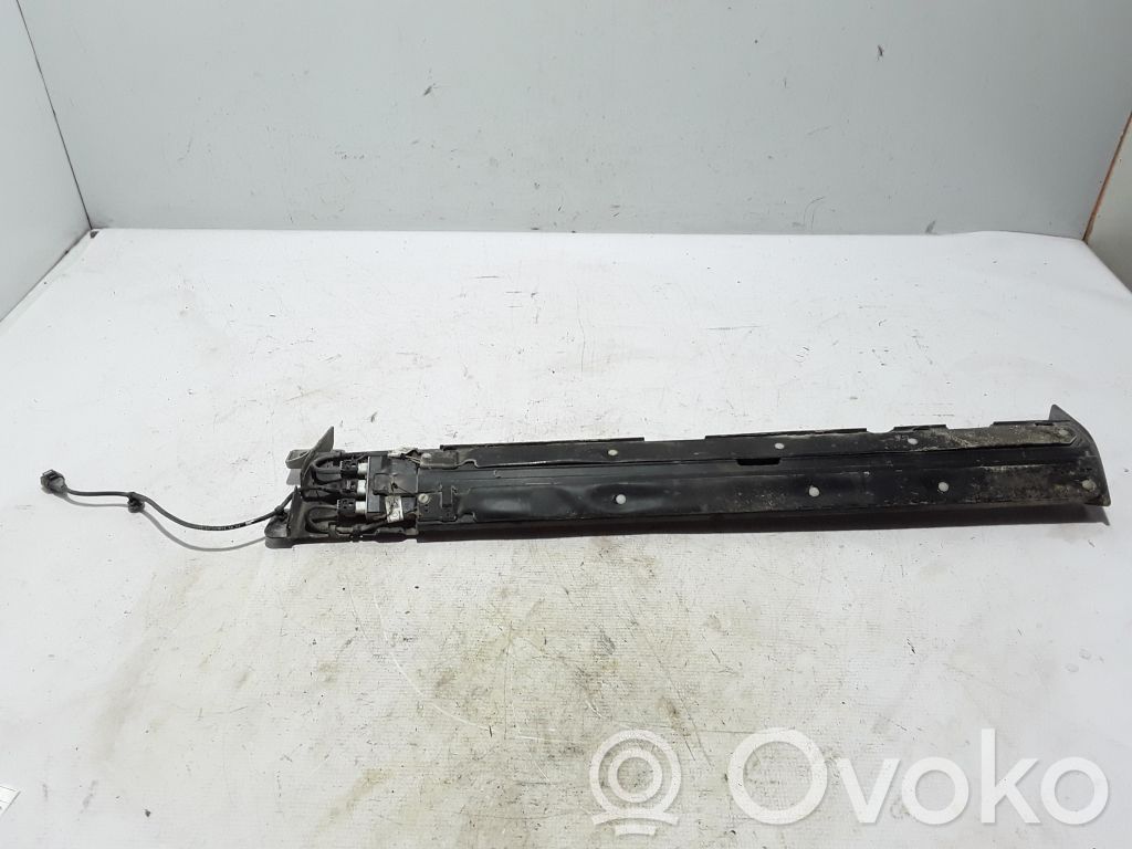 Chrysler Pacifica Liukuoven lista 