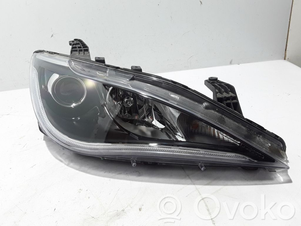 Chrysler Pacifica Headlight/headlamp 
