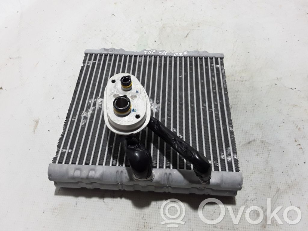 Volvo S60 Ilmastointilaitteen sisälauhdutin (A/C) 