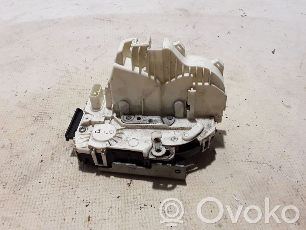 Dodge Durango Front door lock 