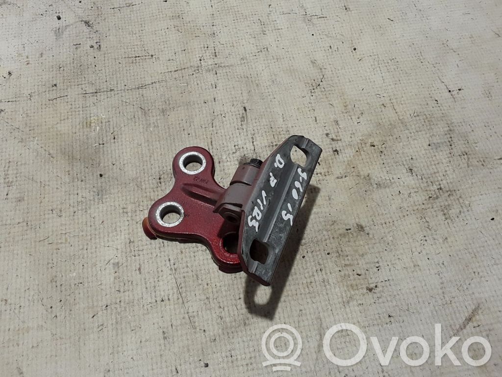 Volvo S60 Front door upper hinge 