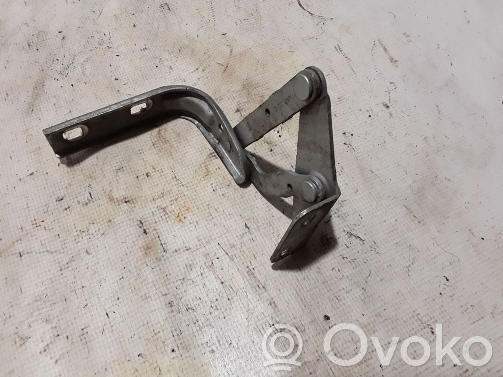 Renault Master II Dzinēja pārsega eņģe (-es) 