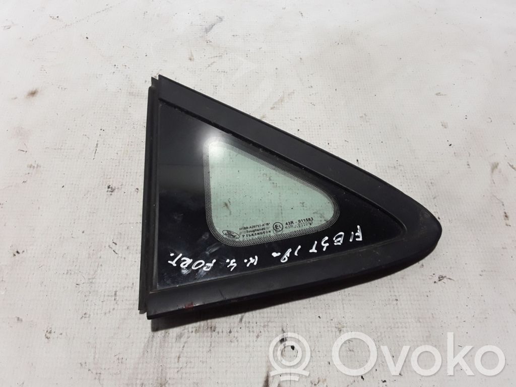 Ford Fiesta Vidrio lateral trasero 