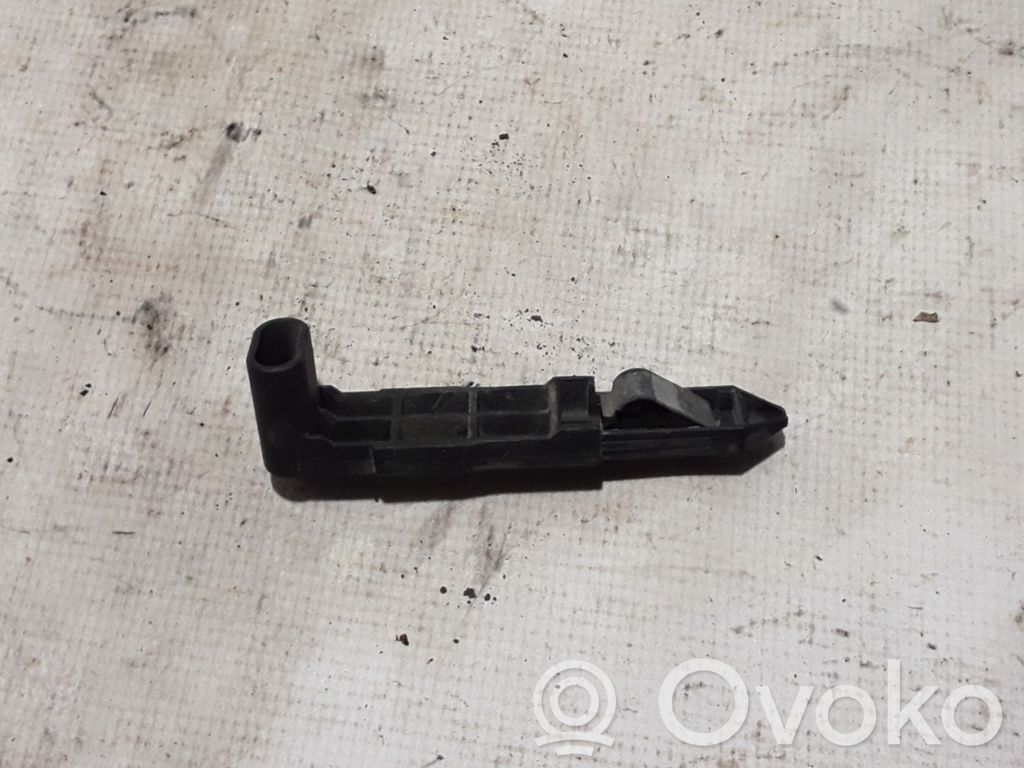 Volvo XC60 Staffa faro/fanale