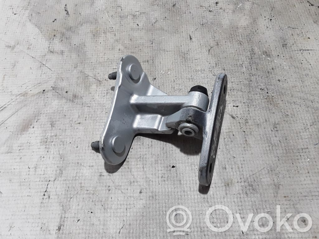Mercedes-Benz GLE W167 Cerniera superiore della portiera posteriore