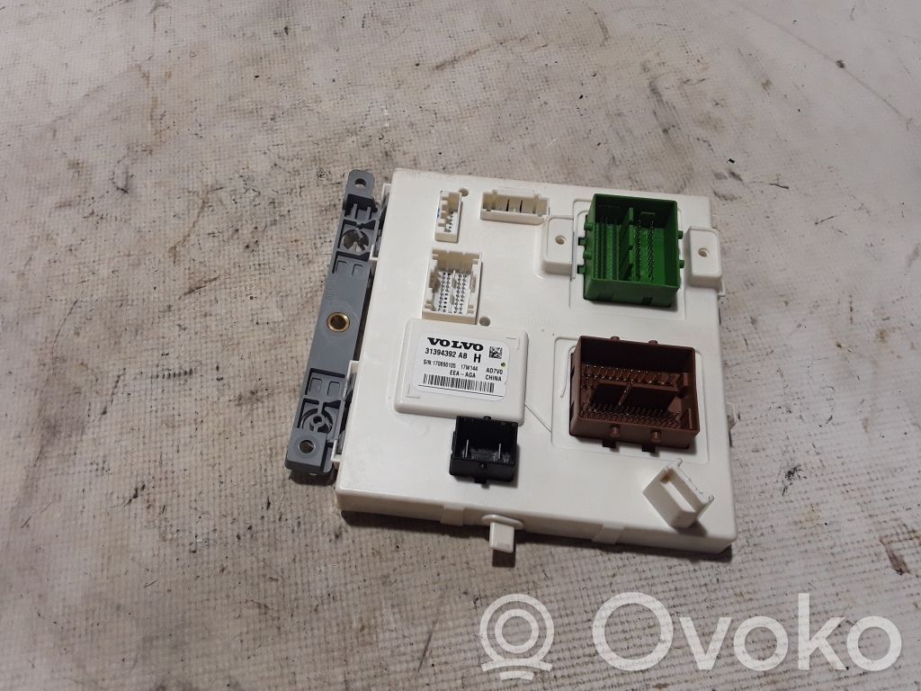 Volvo S90, V90 Module de fusibles 