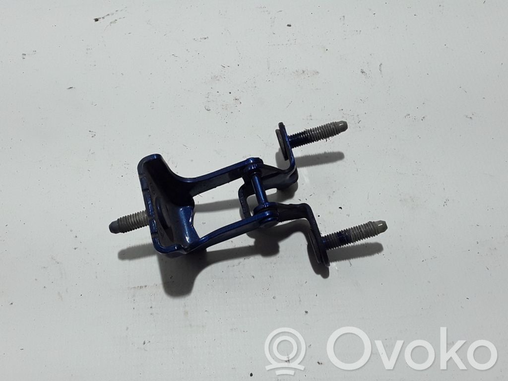 Renault Captur II Tailgate/trunk/boot hinge 