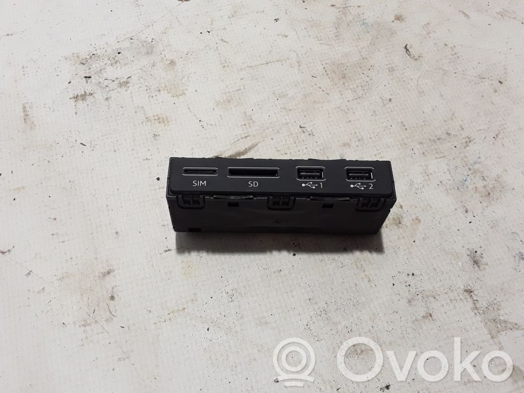 Audi A6 S6 C8 4K USB socket connector 