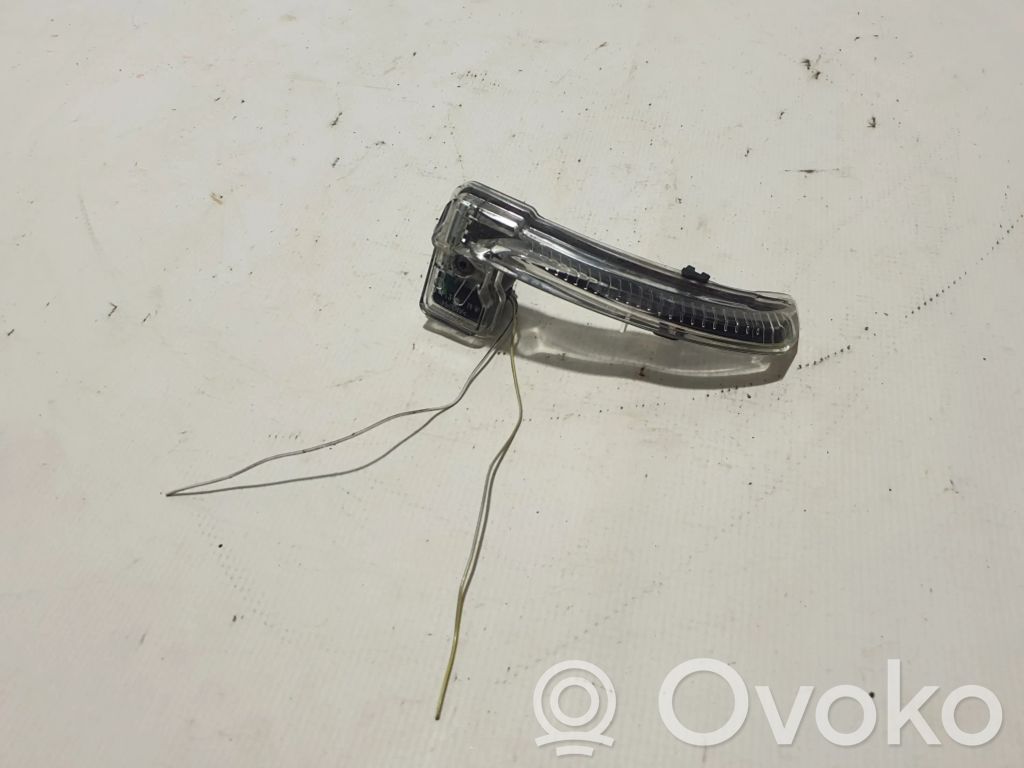 Renault Espace V (RFC) Mirror indicator light 