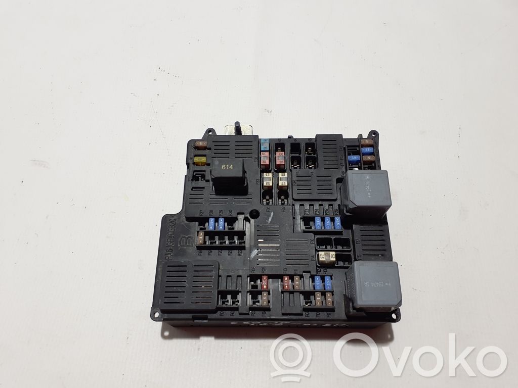 Volvo S90, V90 Module de fusibles 