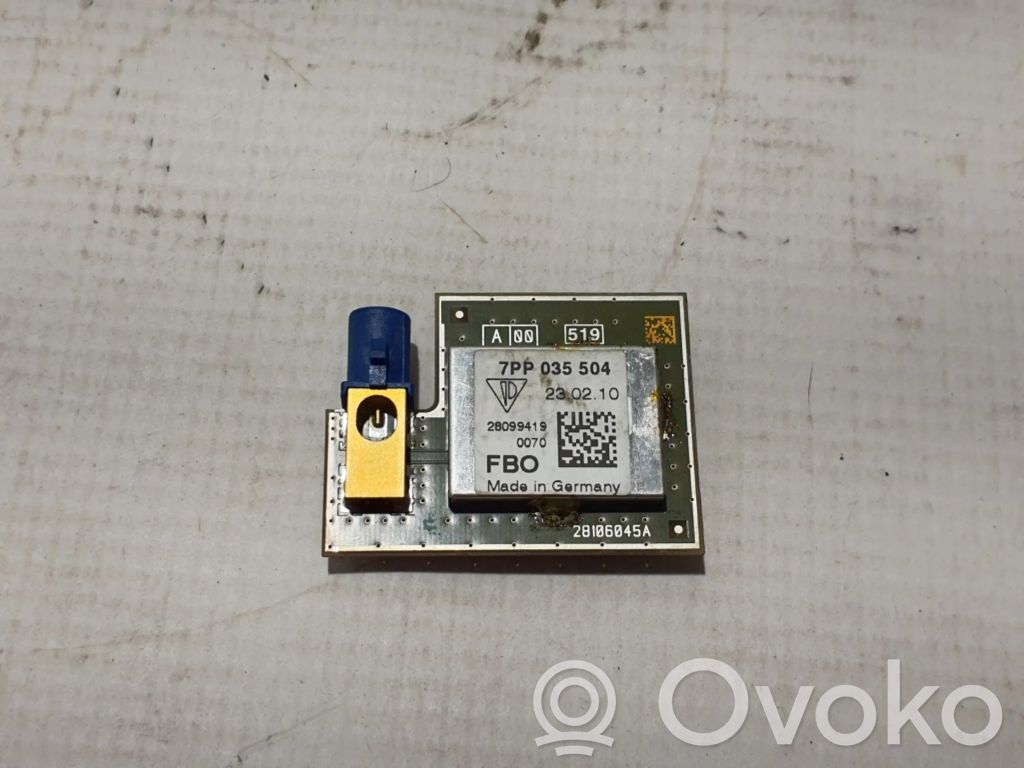 GPS-pystyantenni   7PP035504
