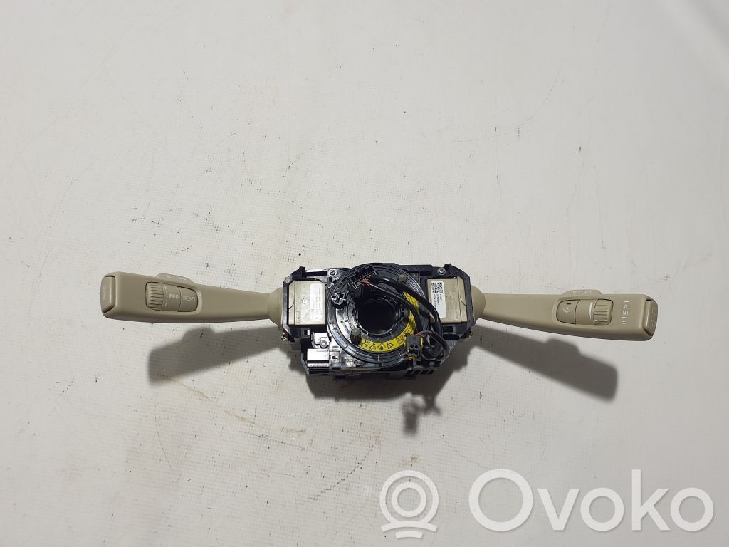 Volvo XC70 Bloc semnalizator și ștergător parbriz 