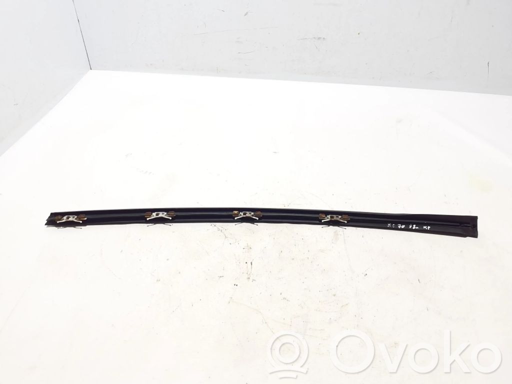 Volvo XC70 Rivestimento parabrezza 