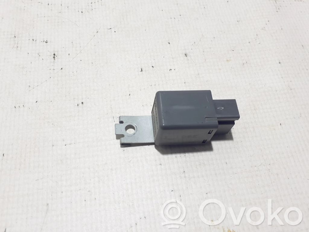 Muu rele   24330C9900