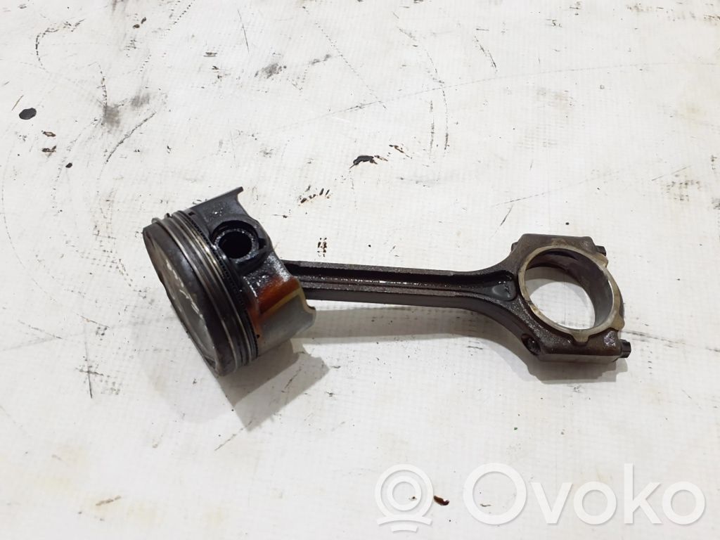 KIA Xceed Pistón con biela 