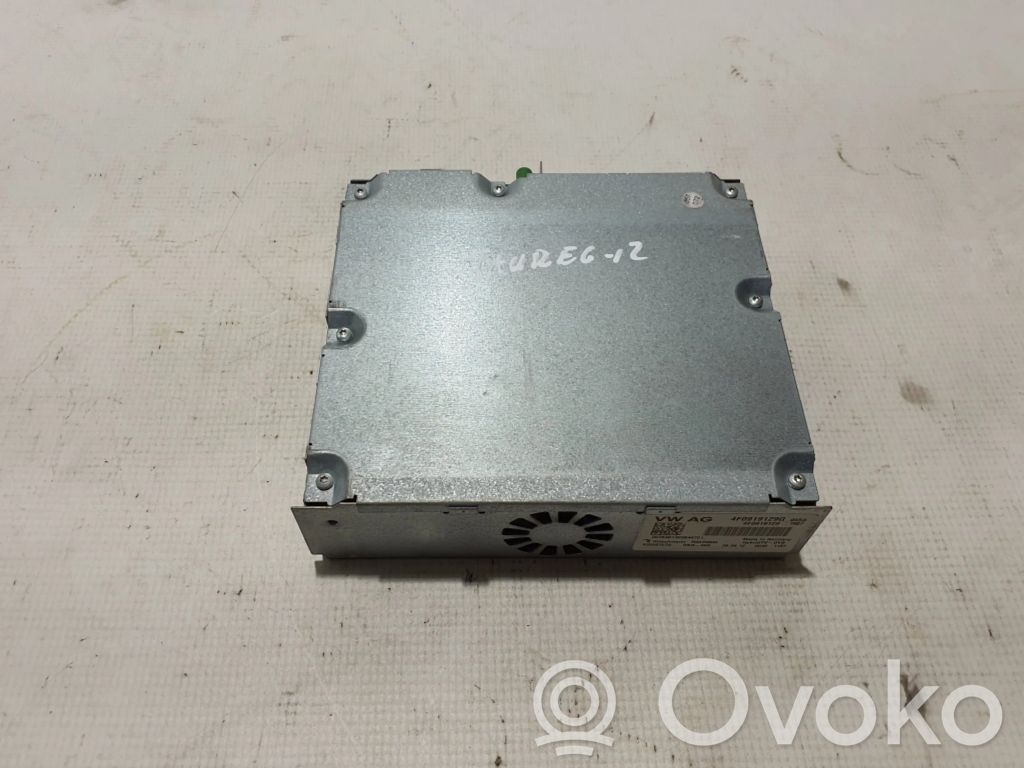 Volkswagen Touareg II Radio/CD/DVD/GPS head unit 